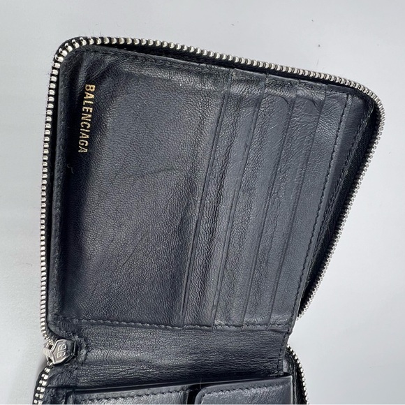 Balenciaga Embossed Leather Wallet - Picture 6 of 6
